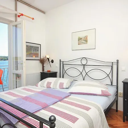 And By The Sea Loviste, Peljesac - 10181 Lovište