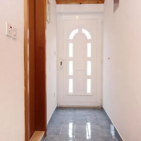 And By The Sea Loviste, Peljesac - 10181 Pensión