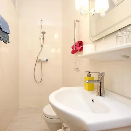 And By The Sea Loviste, Peljesac - 10181 Pensión Lovište